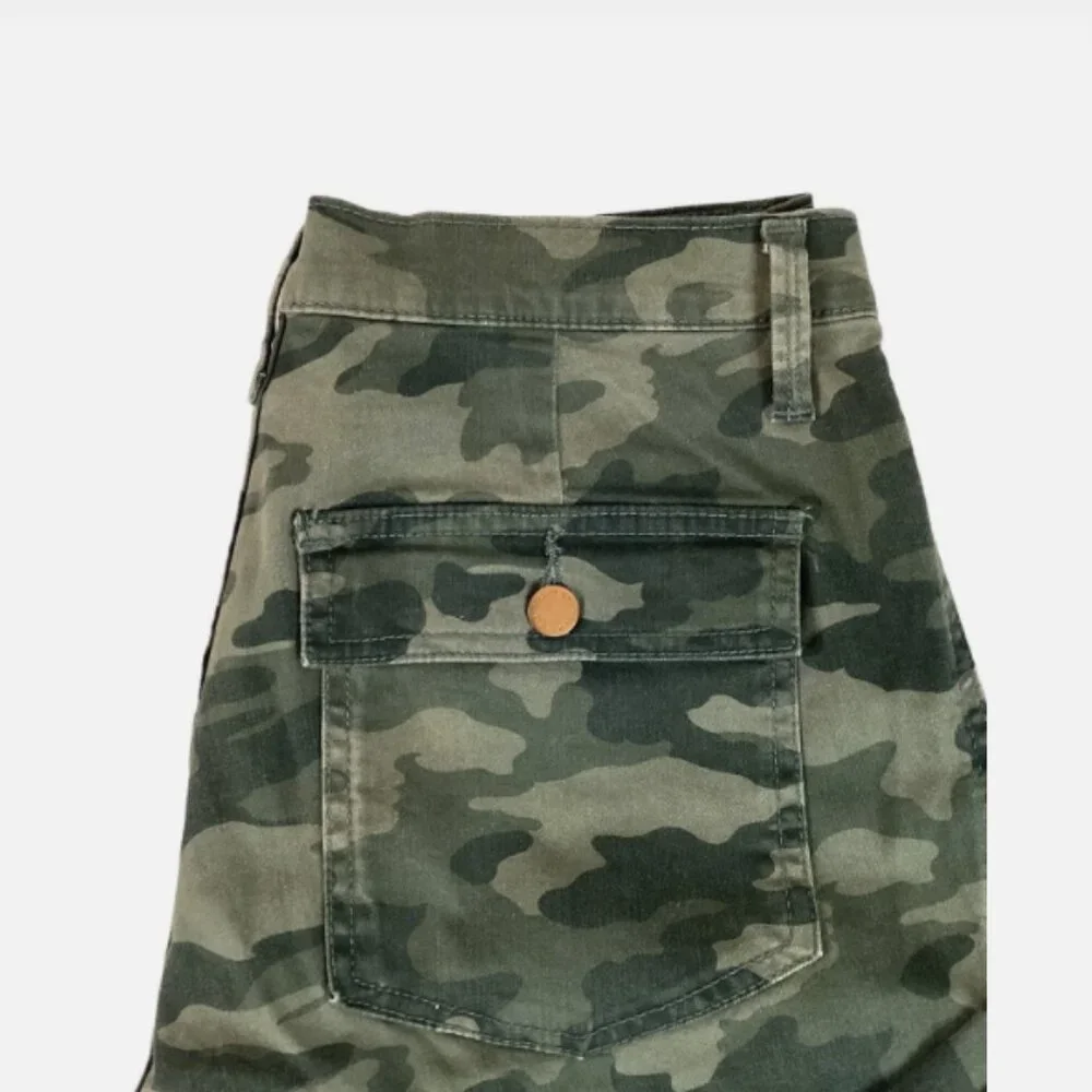 Universal Thread Jeans Camo High-Rise Straight Womens Size 10/30 - Picture 3 of 15